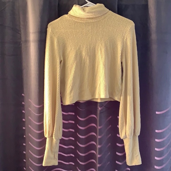 Urban Outfitters Sweaters - NWT• urban outfitters cozy turtleneck sweater